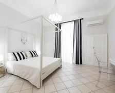 Italy Bari Bari vacation rental compare prices direct by owner 5953294