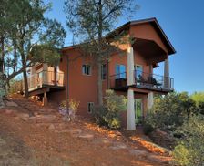 United States Arizona Sedona vacation rental compare prices direct by owner 1935028