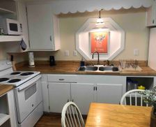 United States Louisiana Springfield vacation rental compare prices direct by owner 10562237