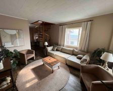 United States New York Darien Center vacation rental compare prices direct by owner 27839850