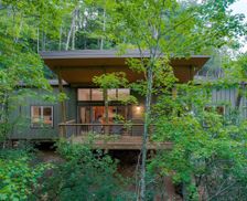 United States North Carolina Pisgah Forest vacation rental compare prices direct by owner 1832107