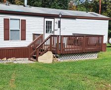 United States Pennsylvania Weedville vacation rental compare prices direct by owner 24925203