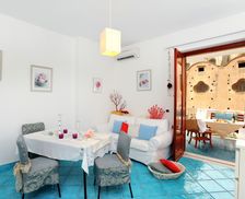 Italy Campania Minori vacation rental compare prices direct by owner 6247477