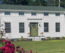 United States New York Kinderhook vacation rental compare prices direct by owner 7517152