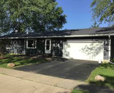 United States Illinois DeKalb vacation rental compare prices direct by owner 28913608