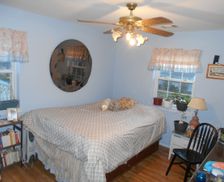United States New York Central Islip vacation rental compare prices direct by owner 1242072