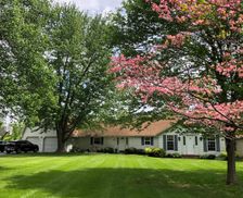 United States Indiana Muncie vacation rental compare prices direct by owner 1182222