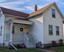 United States Iowa Davenport vacation rental compare prices direct by owner 26540907
