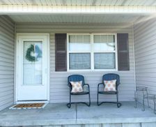 United States Missouri Joplin vacation rental compare prices direct by owner 2699039
