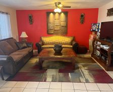 United States Texas Laredo vacation rental compare prices direct by owner 338390