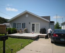 United States Michigan Munising vacation rental compare prices direct by owner 11454484