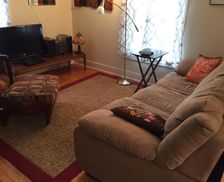 United States Iowa Iowa City vacation rental compare prices direct by owner 11453302