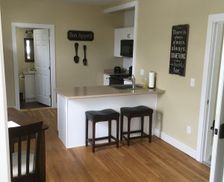 United States New Hampshire Manchester vacation rental compare prices direct by owner 475909