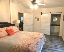 United States Texas Sadler vacation rental compare prices direct by owner 11401092