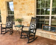 United States Texas Lampasas vacation rental compare prices direct by owner 950220