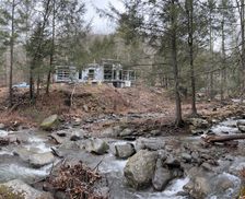 United States New York Shandaken vacation rental compare prices direct by owner 15693954