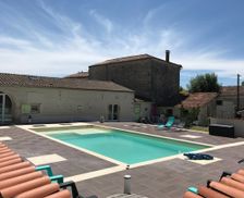 France Nouvelle-Aquitaine Gensac-la-Pallue vacation rental compare prices direct by owner 4701568