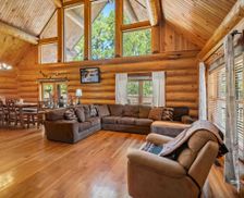 United States Arkansas West Fork vacation rental compare prices direct by owner 4650363