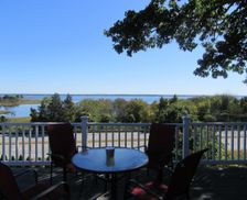 United States Rhode Island Charlestown vacation rental compare prices direct by owner 757550