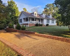 United States Tennessee Shelbyville vacation rental compare prices direct by owner 13096152