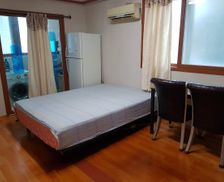 South Korea Busan Mangmi-dong, Suyeong-gu vacation rental compare prices direct by owner 9133264