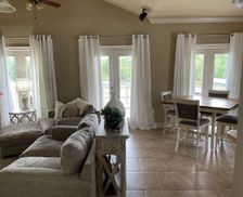 United States Louisiana Saint Amant vacation rental compare prices direct by owner 24021998