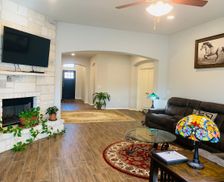 United States Texas Austin vacation rental compare prices direct by owner 2365545