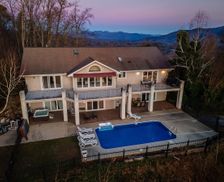 United States North Carolina Bryson City vacation rental compare prices direct by owner 25028027