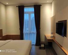 Indonesia Jawa Barat Kecamatan Sukajadi vacation rental compare prices direct by owner 7485804