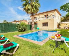 Spain Costa Brava Calonge vacation rental compare prices direct by owner 9857758