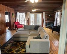 United States Michigan City of the Village of Clarkston vacation rental compare prices direct by owner 33531530