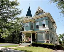 United States New York Geneseo vacation rental compare prices direct by owner 10059372