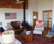 United States Vermont Newport vacation rental compare prices direct by owner 808885