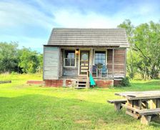 United States Texas Luling vacation rental compare prices direct by owner 1752835