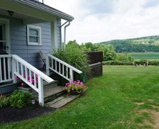 United States New York Keuka Park vacation rental compare prices direct by owner 248006