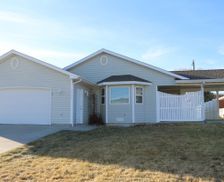 United States Montana Laurel vacation rental compare prices direct by owner 2387333