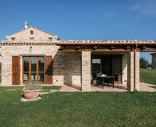 Italy Marche Santa Maria Nuova vacation rental compare prices direct by owner 15392646