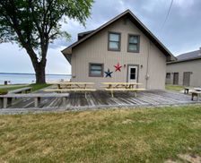 United States Michigan Lake City vacation rental compare prices direct by owner 13259088