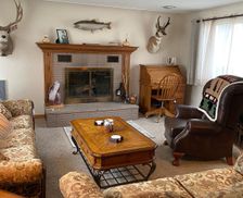 United States Wyoming Dubois vacation rental compare prices direct by owner 2405999