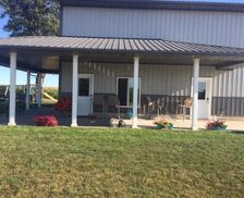 United States Iowa Dyersville vacation rental compare prices direct by owner 3130217