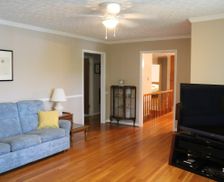 United States Tennessee Harriman vacation rental compare prices direct by owner 11459338