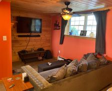 United States New York Ogdensburg vacation rental compare prices direct by owner 2758176