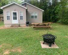 United States Missouri Van Buren vacation rental compare prices direct by owner 2549756