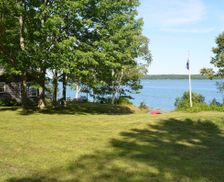 United States Maine Blue Hill vacation rental compare prices direct by owner 215482