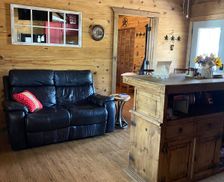 United States Texas Utopia vacation rental compare prices direct by owner 660085