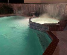 United States Texas Houston vacation rental compare prices direct by owner 26466182