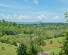 United States North Carolina Weaverville vacation rental compare prices direct by owner 314565