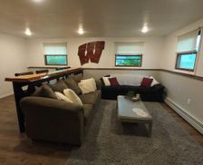 United States Wisconsin Green Bay vacation rental compare prices direct by owner 13060194