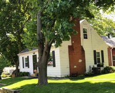 United States Illinois Peoria Heights vacation rental compare prices direct by owner 2061008
