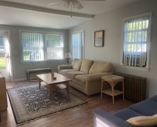 United States New York Jefferson Valley vacation rental compare prices direct by owner 10597809